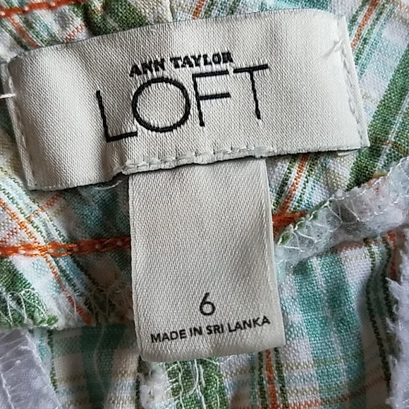 ANN TAYLOR LOFT Checkered shorts - Picture 2 of 3